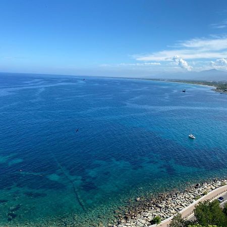 Appartement Vue Mer Et Iles Italiennes Bastiya Dış mekan fotoğraf